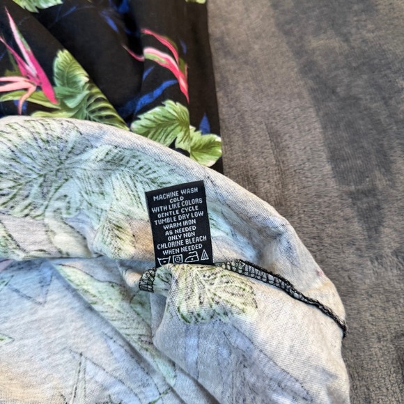 WXYZ MFG CO Black Tropical Floral Bird of Paradise Bamboo T Shirt Mens Medium - Picture 5 of 9